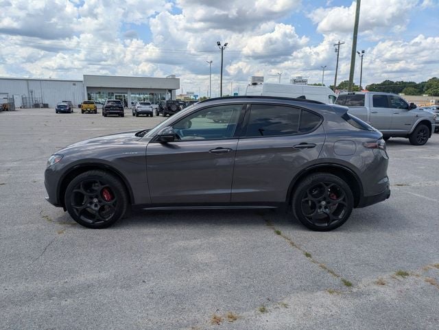2024 Alfa Romeo Stelvio Veloce AWD