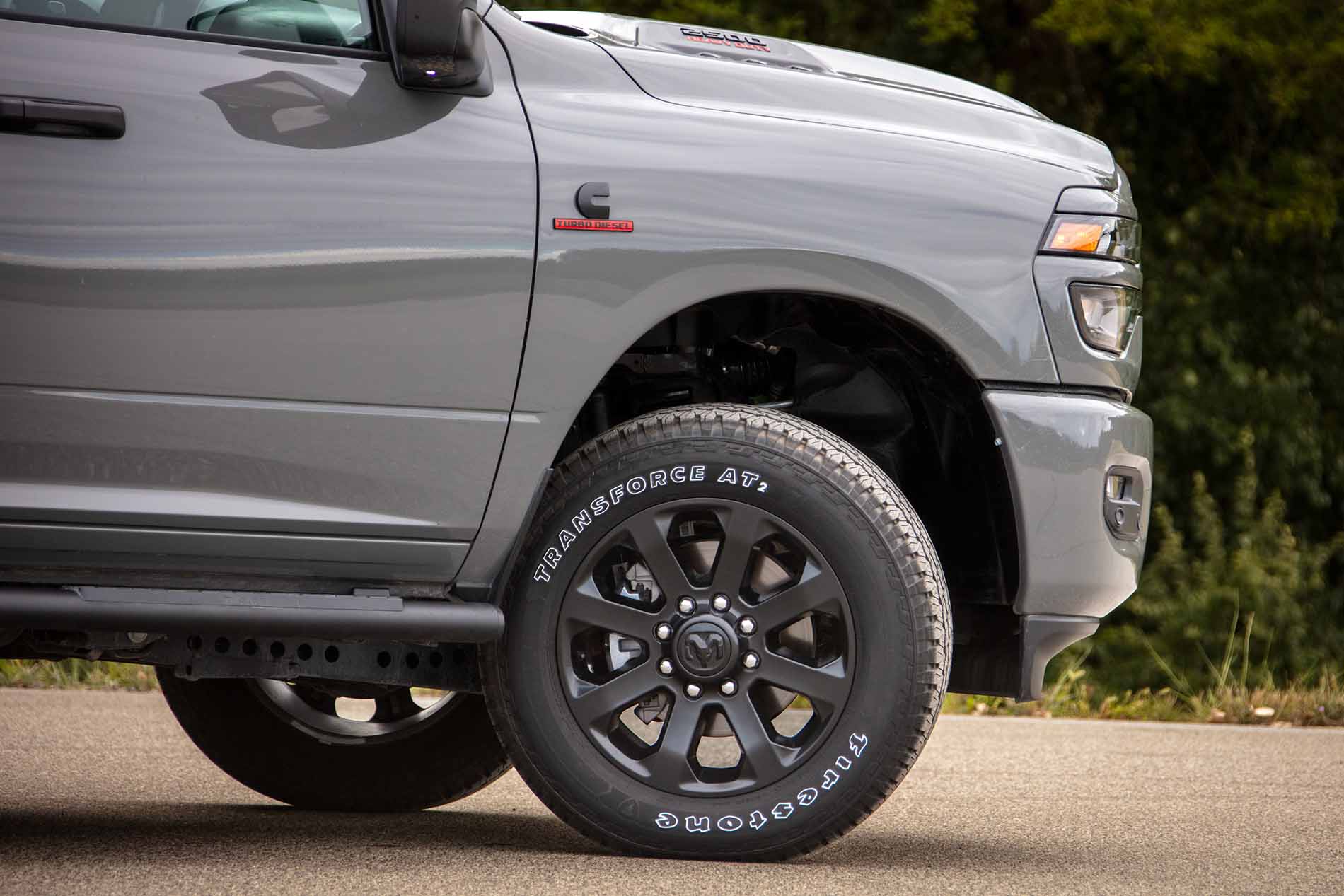 RAM 2500 interior front